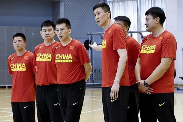 激情五月黄色